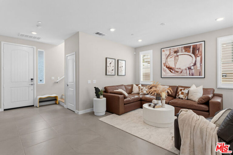 41 Savannah Court, Pomona