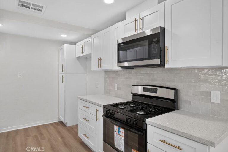416 N Monterey, Ontario
