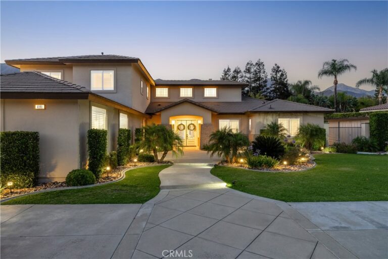 4161 New Hampshire Avenue, Claremont