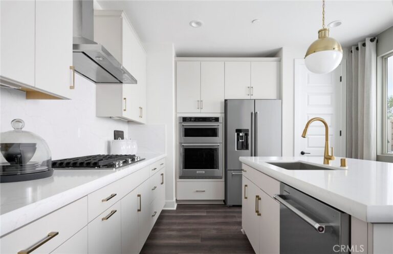 4218 East Flutter Privado, Ontario