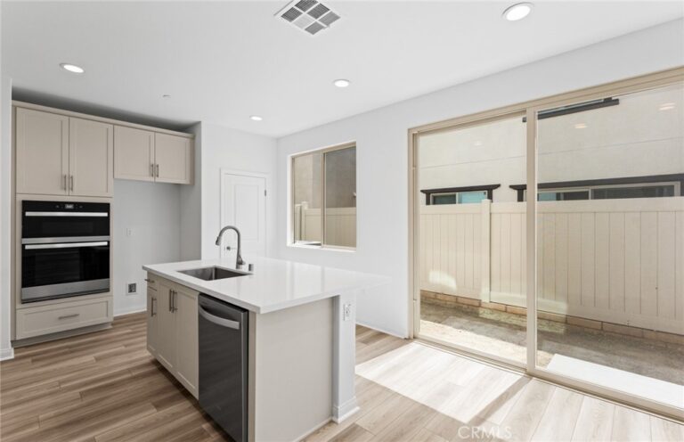 4234 East Flutter Privado, Ontario