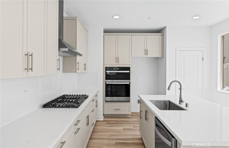 4234 East Flutter Privado, Ontario