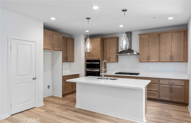 4244 East Flutter Privado, Ontario
