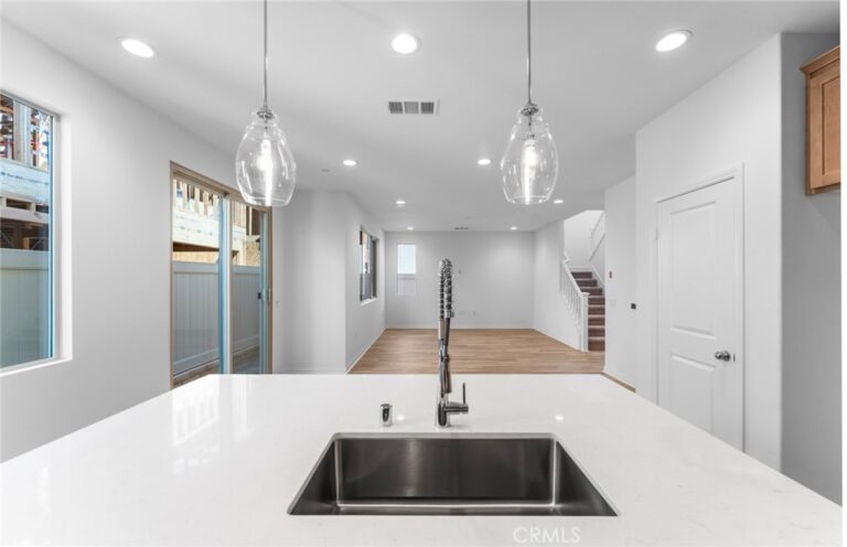 4244 East Flutter Privado, Ontario