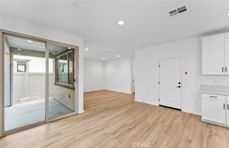 4246 East Flutter Privado, Ontario