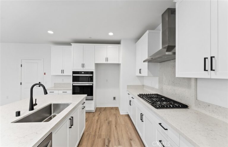 4246 East Flutter Privado, Ontario
