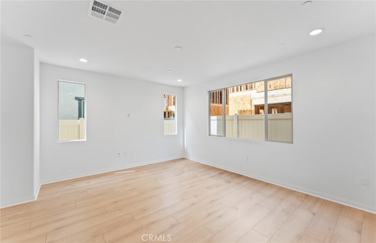 4248 East Flutter Privado, Ontario