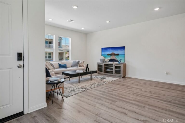 4273 S Hermosa Paseo, Ontario