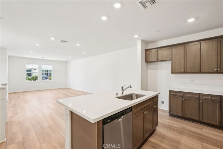 4282 S Hermosa Paseo, Ontario