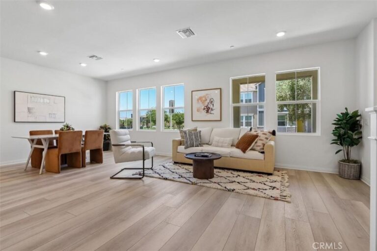 4295 S Hermosa Paseo, Ontario