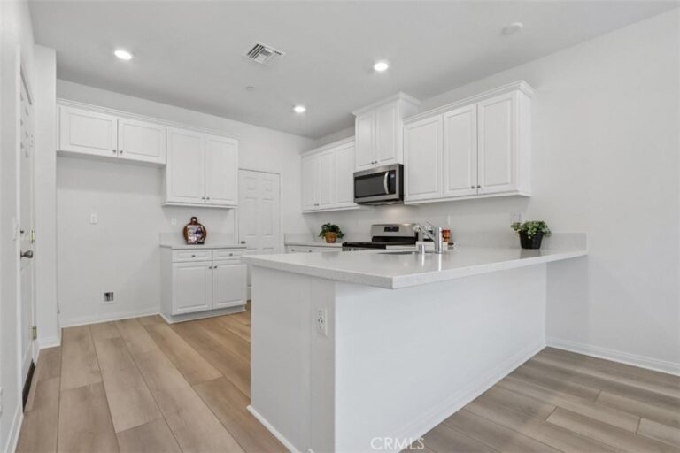 4295 S Hermosa Paseo, Ontario