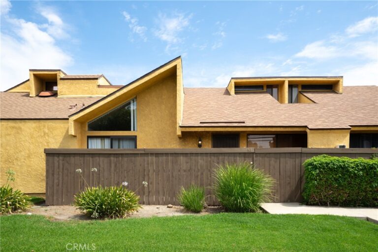 435 W 9th #A3, Upland