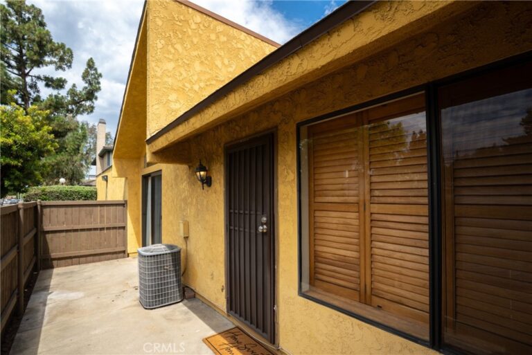 435 W 9th #A3, Upland