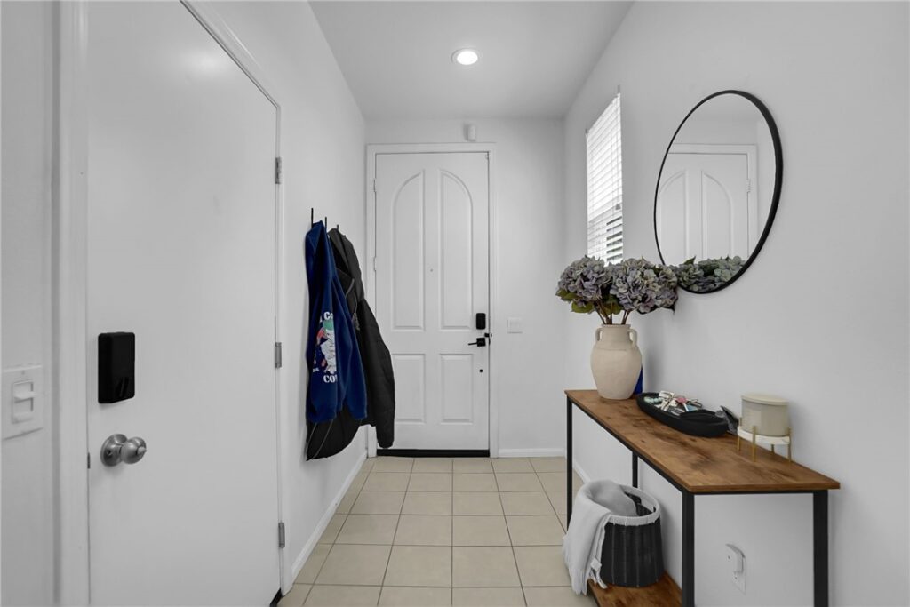 441 S Glendora Avenue, Glendora