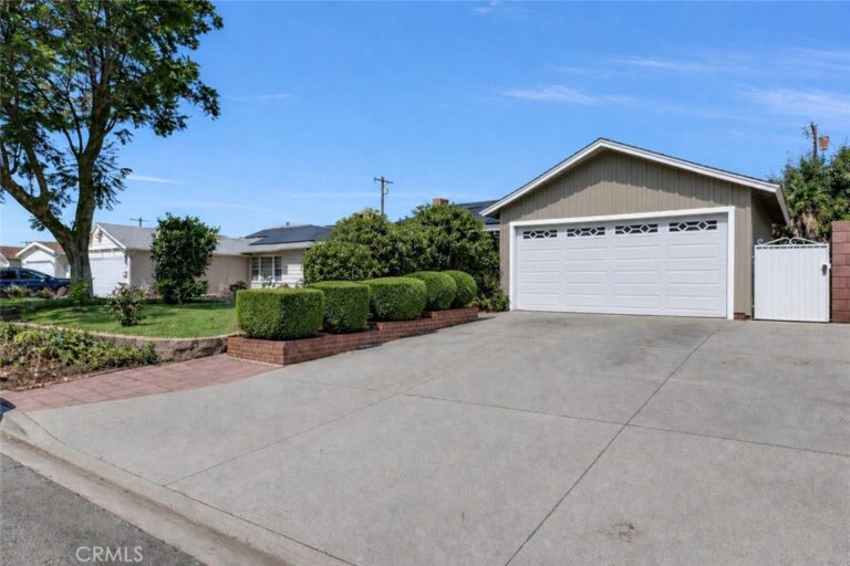 449 E Haltern, Glendora