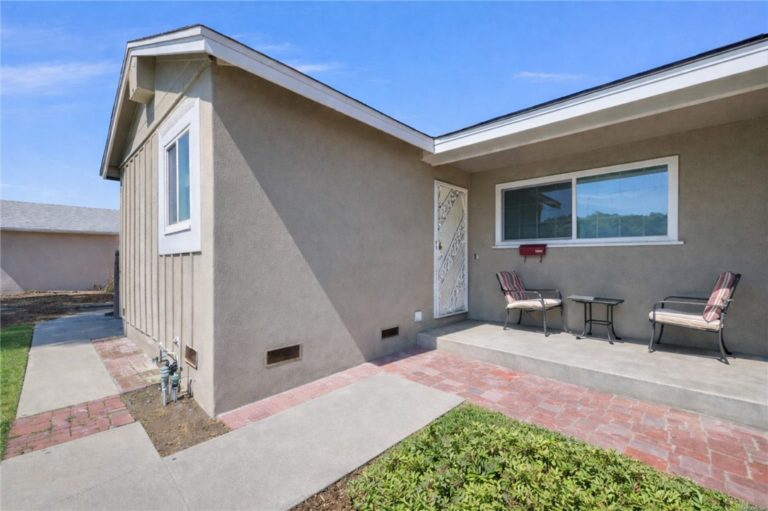 449 E Haltern, Glendora