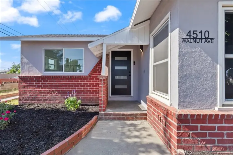 4510 Walnut, Chino