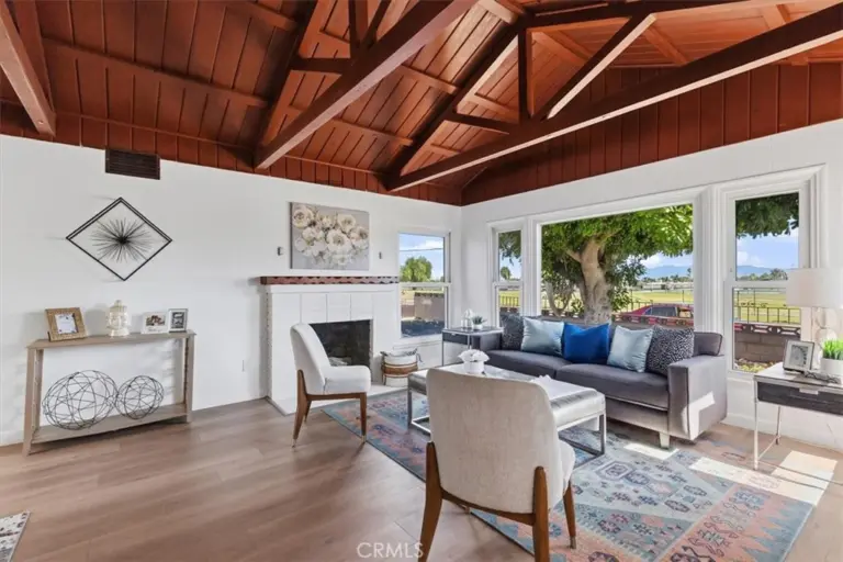 4510 Walnut, Chino
