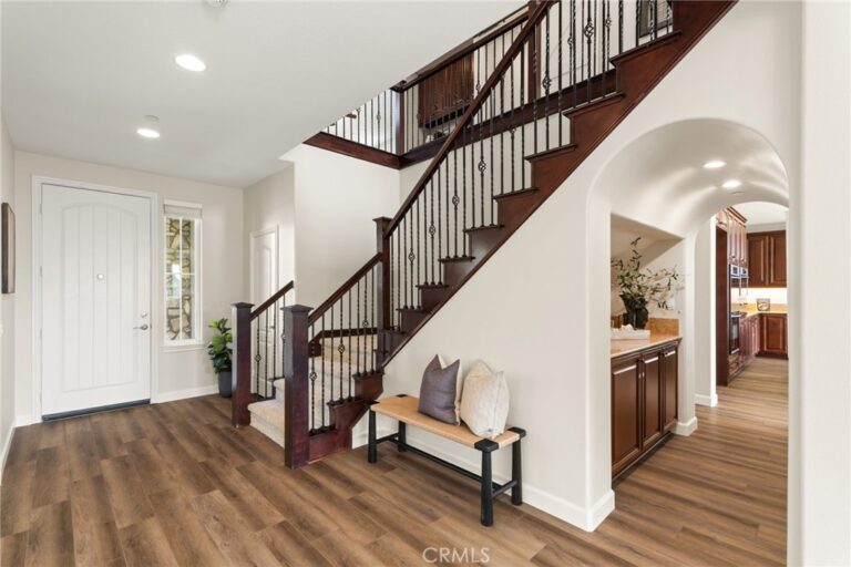 4568 Creekside Lane, Fontana