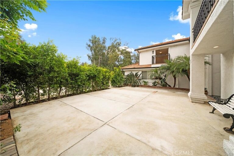 4751 Glen Ivy, La Verne