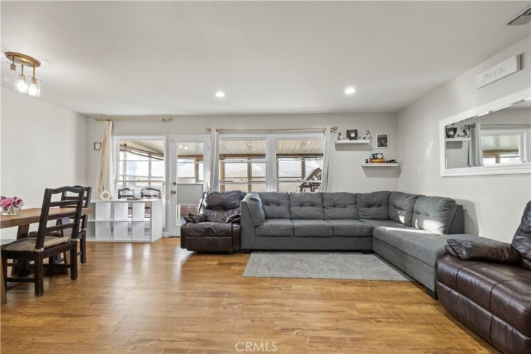 4770 San Bernardino, Montclair