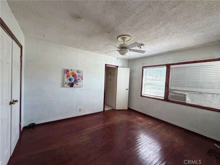 479 Carleton Avenue, Claremont