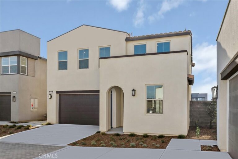 4806 Milkweed Court, Fontana