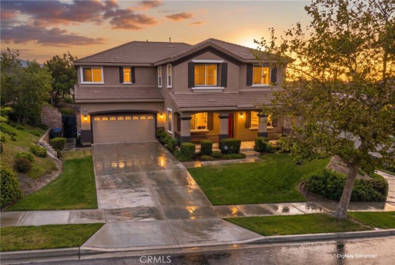 4813 Sanderling Way, Fontana