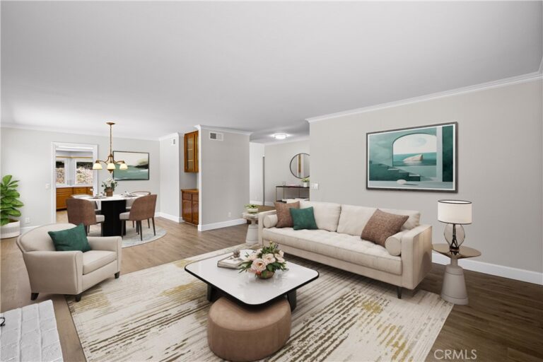 4832 Chamber, La Verne