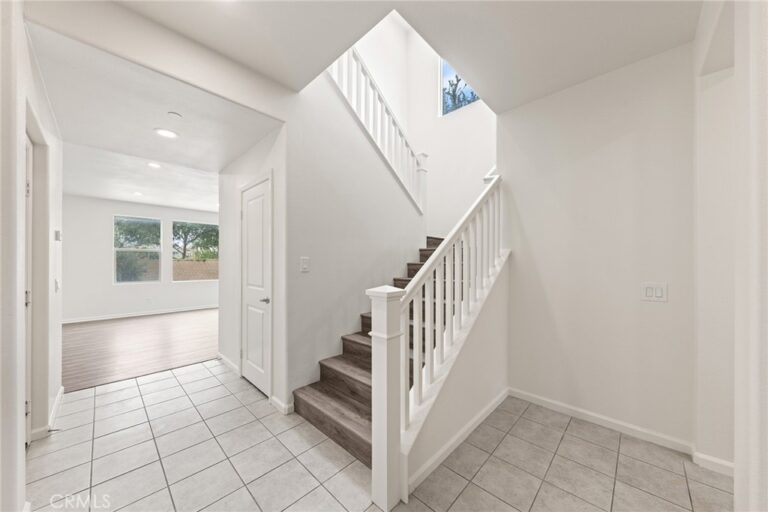 4904 S Rosemary Way, Ontario