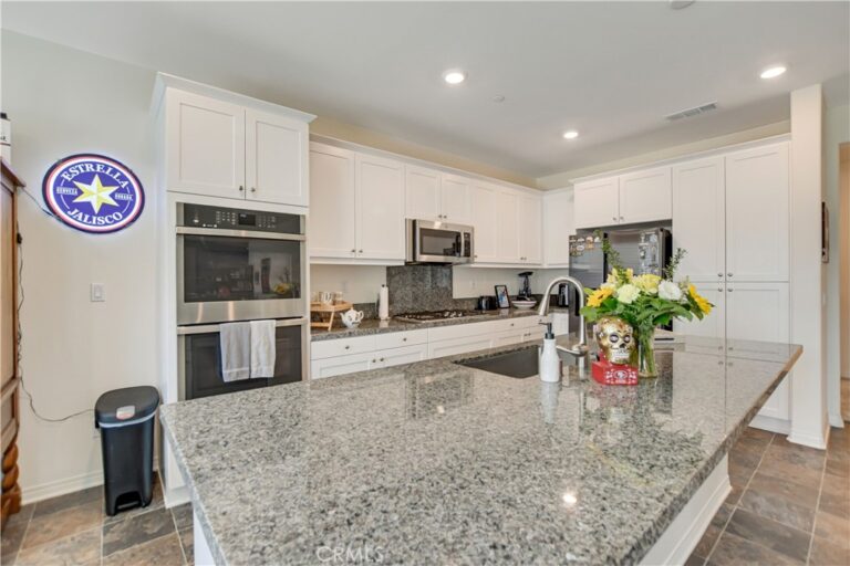 4924 S Grayson Way, Ontario