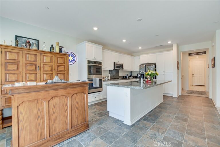 4924 S Grayson Way, Ontario