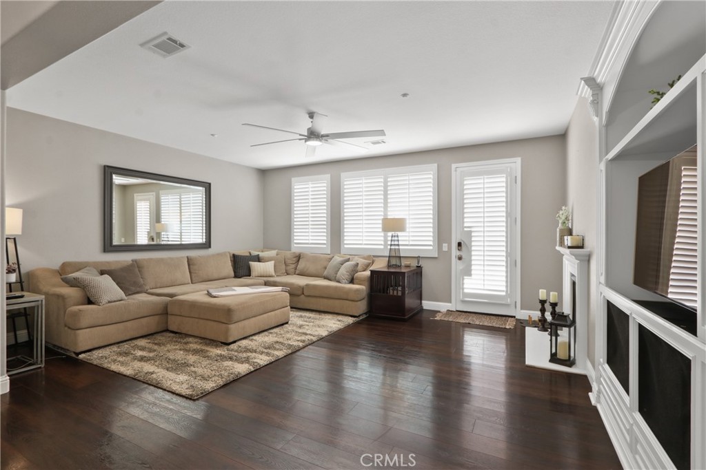 5052 Glenwood, Fontana