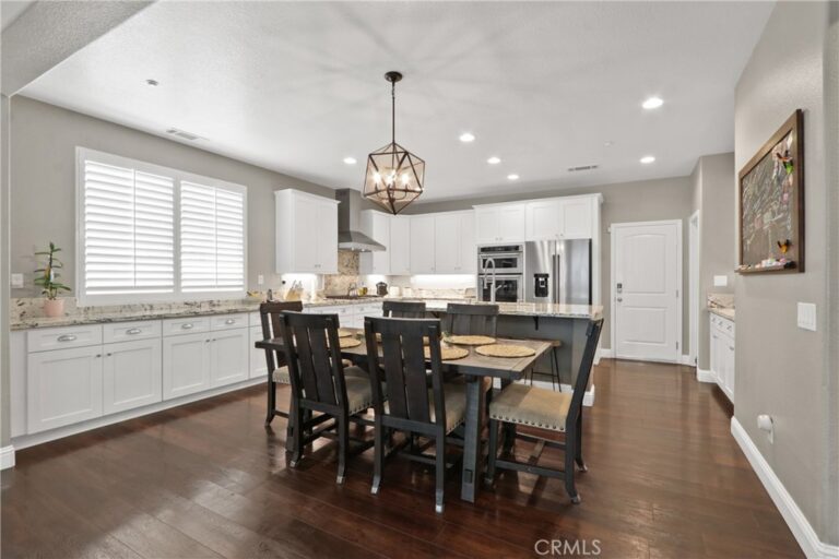5052 Glenwood, Fontana