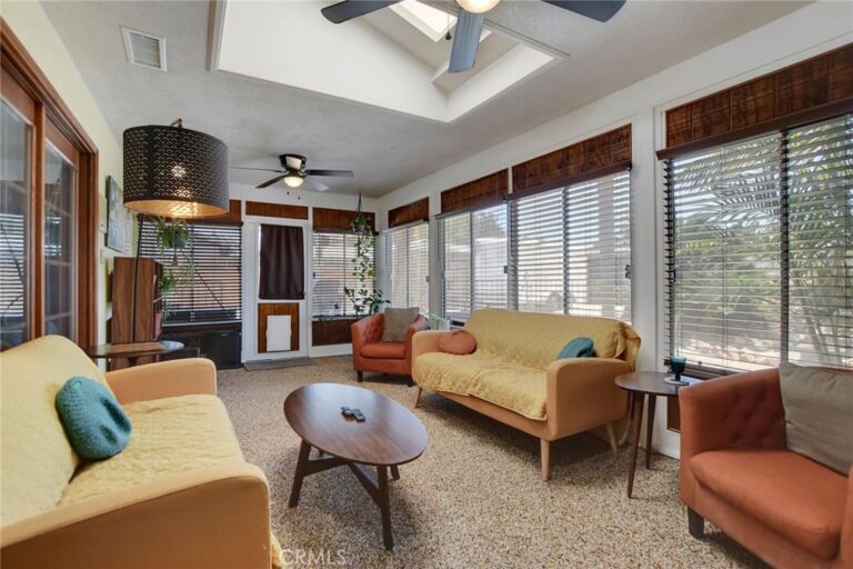 510 Fernshaw, La Verne