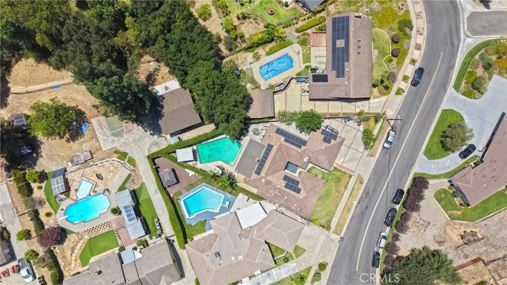 512 S Shouse, Covina