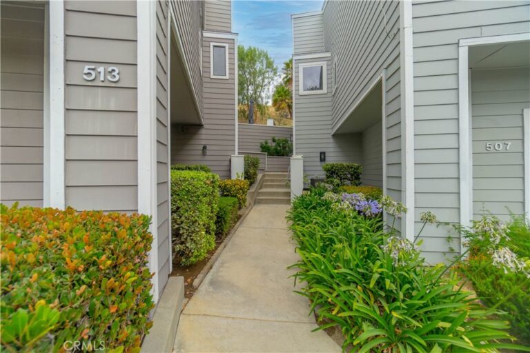 513 Walker Road, San Dimas