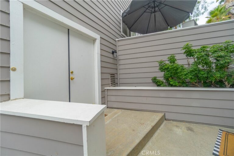 513 Walker Road, San Dimas