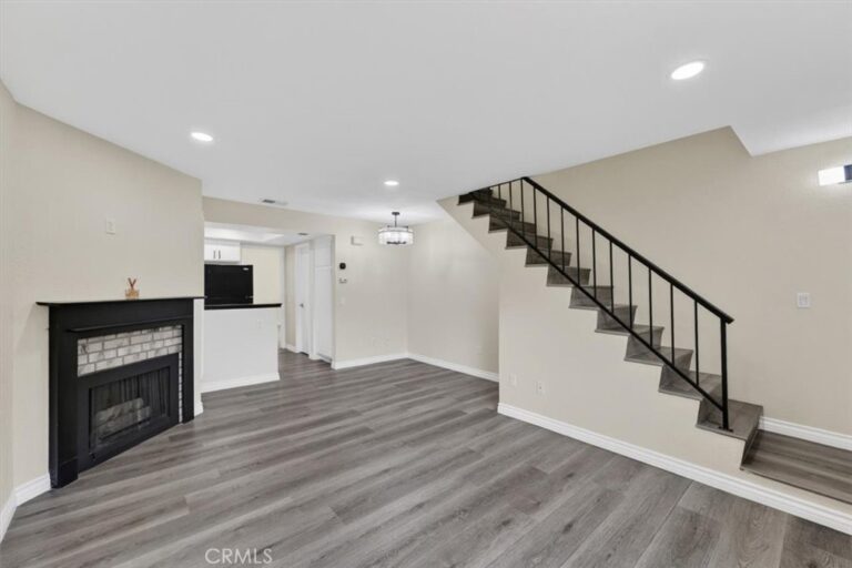 521 West 9th Street, Upland