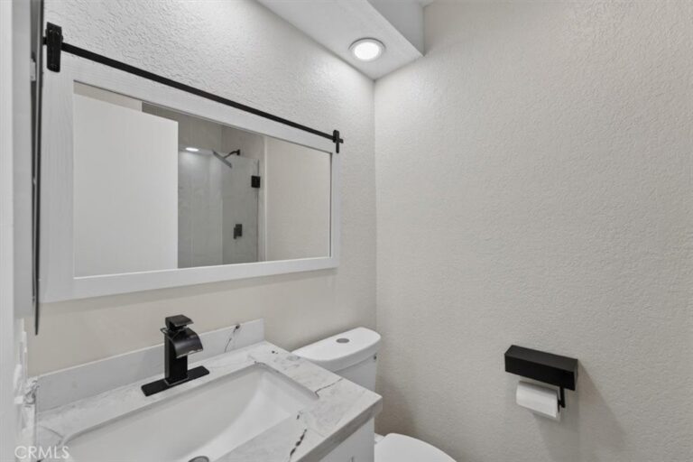 521 West 9th Street, Upland