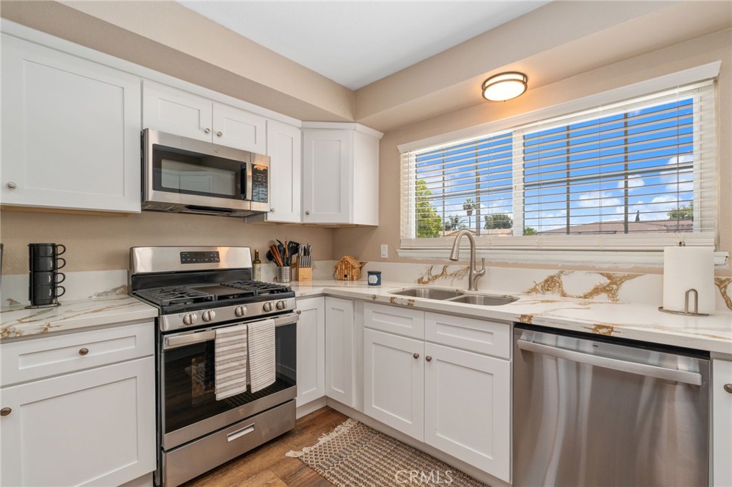 525 S Forest, Rialto