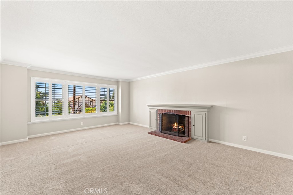 547 W 25th, Upland