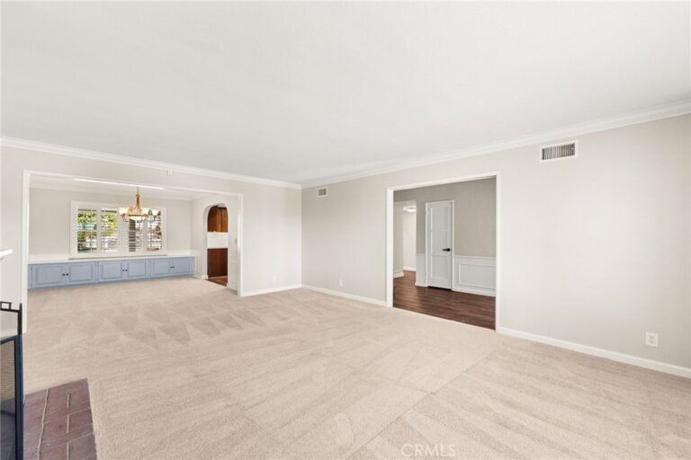 547 W 25th, Upland