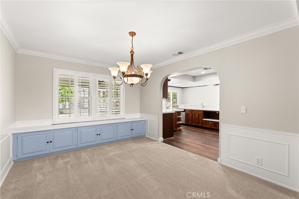 547 W 25th, Upland