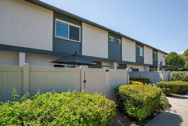 555 D, Upland