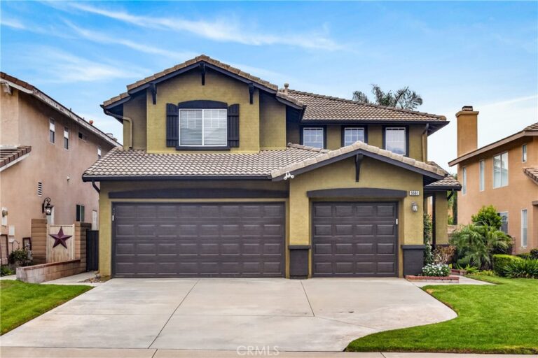 5561 Hunt Club Drive, Fontana