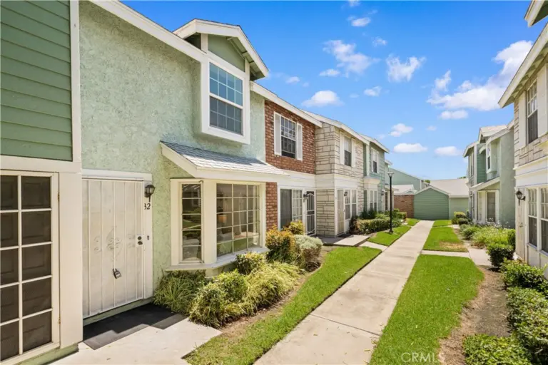 5640 Riverside Drive #32, Chino