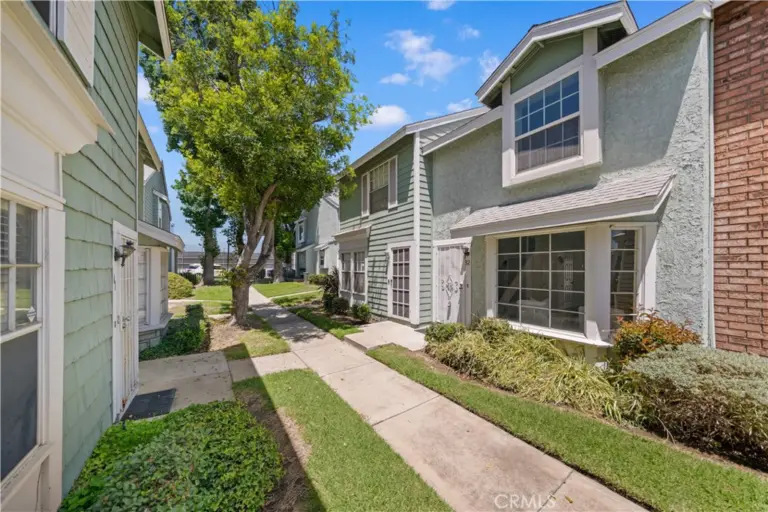 5640 Riverside Drive #32, Chino