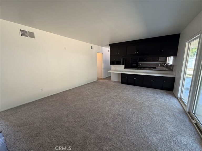 5748 Chelsea Court, Rialto