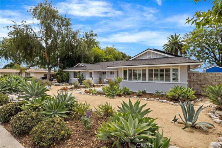 580 Black Hills Drive, Claremont